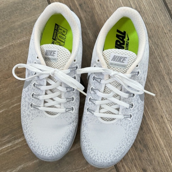 Nike FREE RN DI shoes size Women’s 8.5 - Picture 3 of 9
